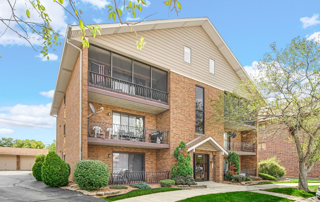 16807 81st Avenue 1S, Tinley Park, IL 60477