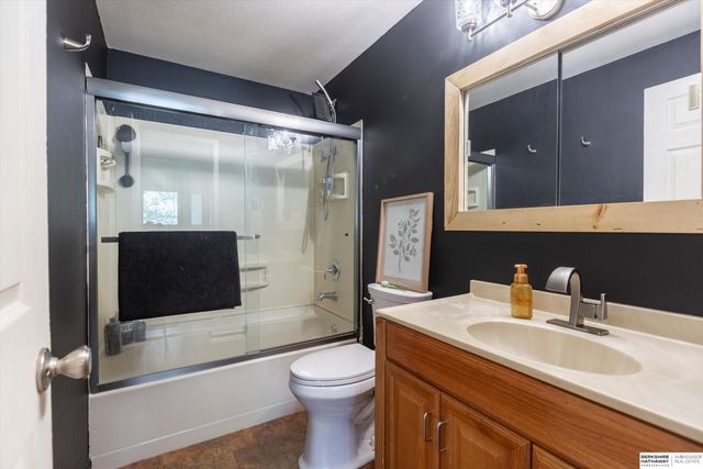 4810 N 83rd Street, Omaha, NE 68134