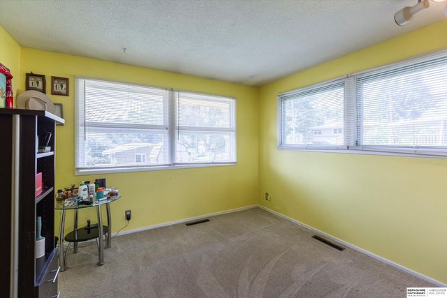 4810 N 83rd Street, Omaha, NE 68134