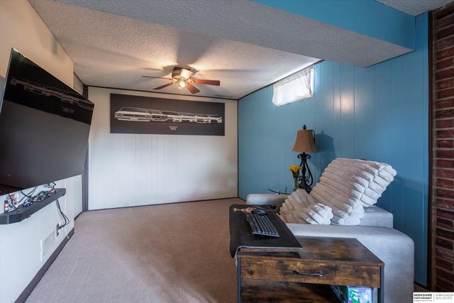 4810 N 83rd Street, Omaha, NE 68134