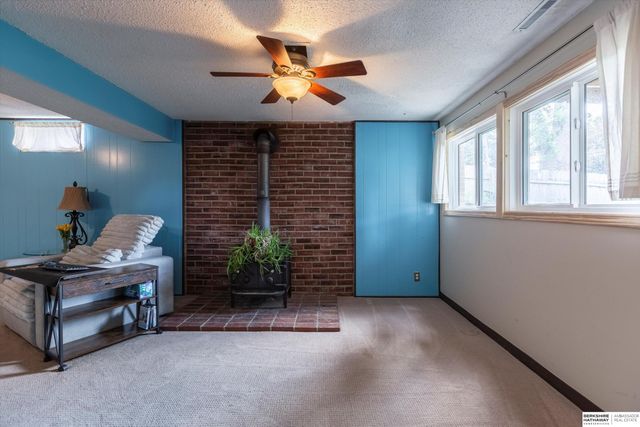 4810 N 83rd Street, Omaha, NE 68134