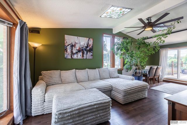 4810 N 83rd Street, Omaha, NE 68134