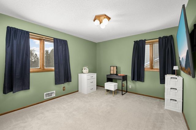 7501 W 100th Street, Bloomington, MN 55438