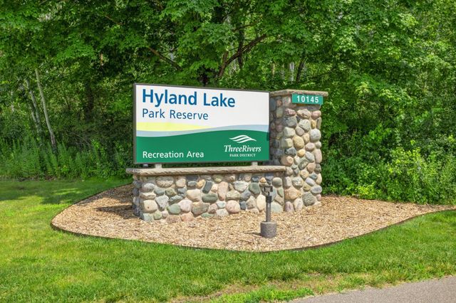 7501 W 100th Street, Bloomington, MN 55438