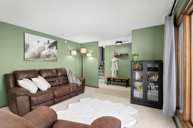 7501 W 100th Street, Bloomington, MN 55438