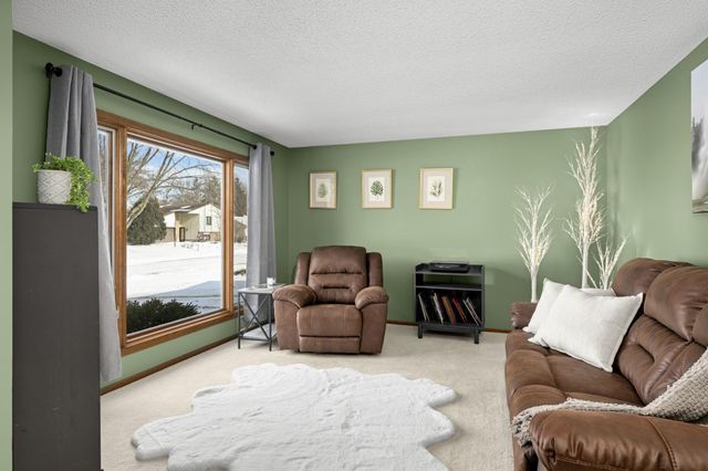 7501 W 100th Street, Bloomington, MN 55438