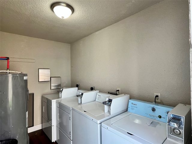 2526 W Prairie Street 204, Denton, TX 76201