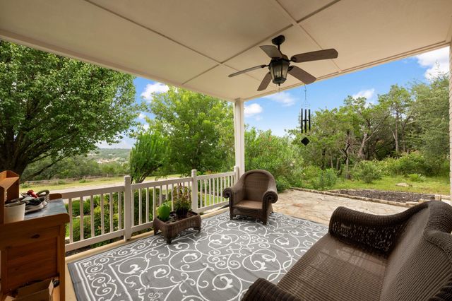 730 GOLF CREST LN, Lakeway, TX 78734
