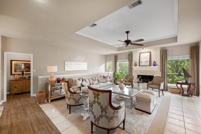 730 GOLF CREST LN, Lakeway, TX 78734
