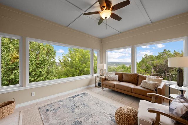 730 GOLF CREST LN, Lakeway, TX 78734