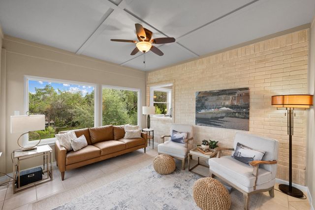 730 GOLF CREST LN, Lakeway, TX 78734