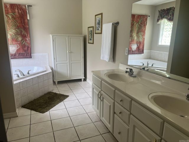 25 Equity Court, Batesville, AR 72501