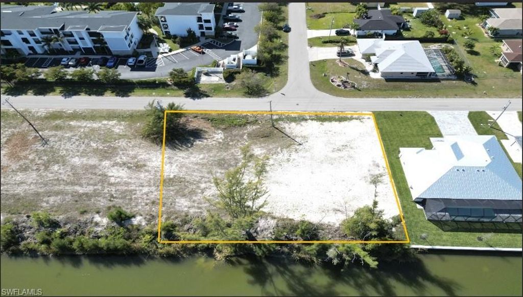 2247 SW 17th PL, CAPE CORAL, FL 33991 — photo 2
