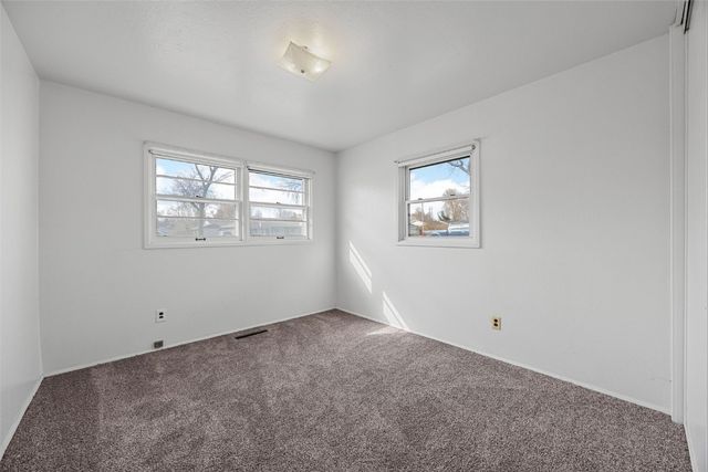 229 Jacolyn Drive NW, Cedar Rapids, IA 52405