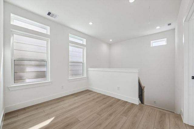752 Curtin Street, Houston, TX 77018