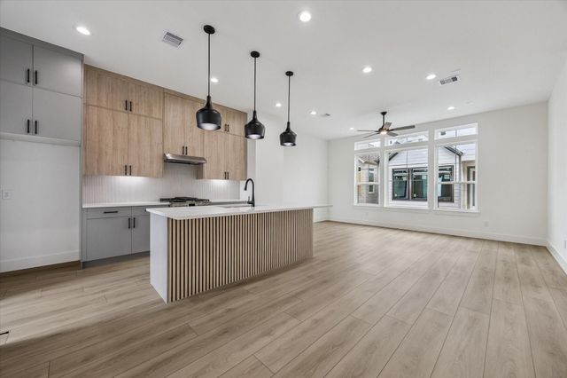752 Curtin Street, Houston, TX 77018