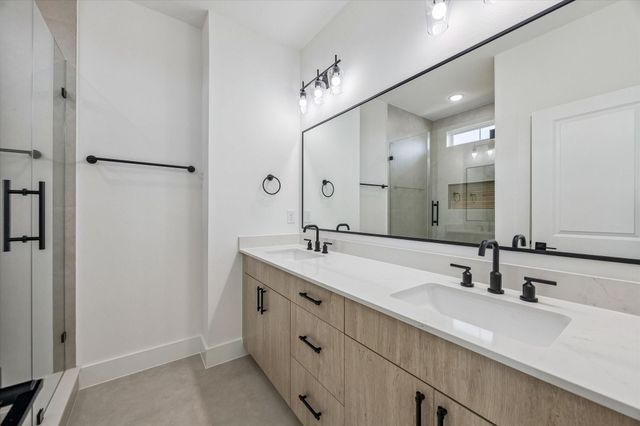 752 Curtin Street, Houston, TX 77018