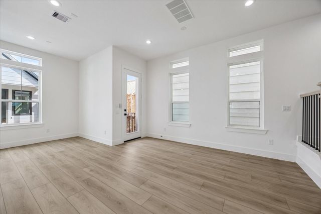 752 Curtin Street, Houston, TX 77018