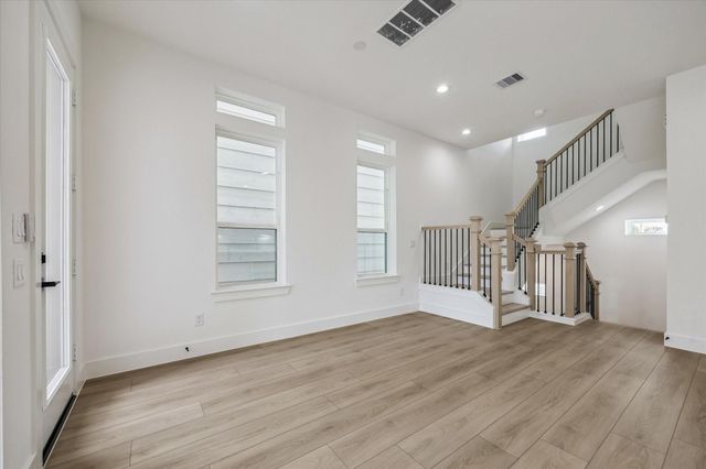 752 Curtin Street, Houston, TX 77018