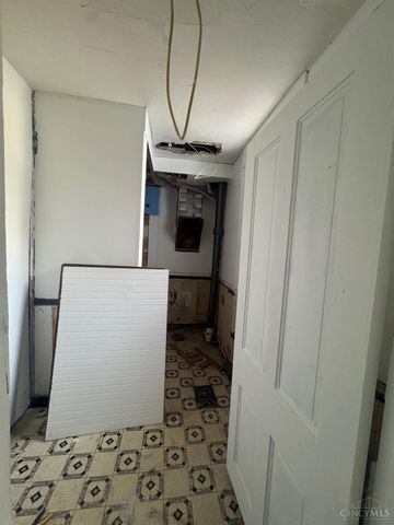 209 E Main Street, Blanchester, OH 45107