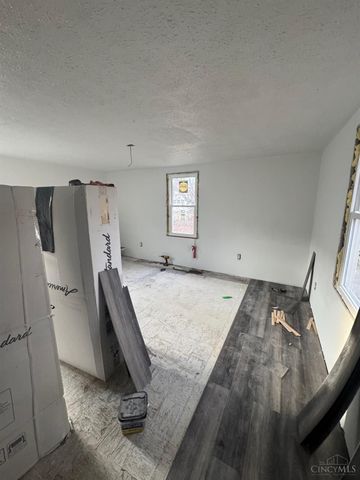 209 E Main Street, Blanchester, OH 45107