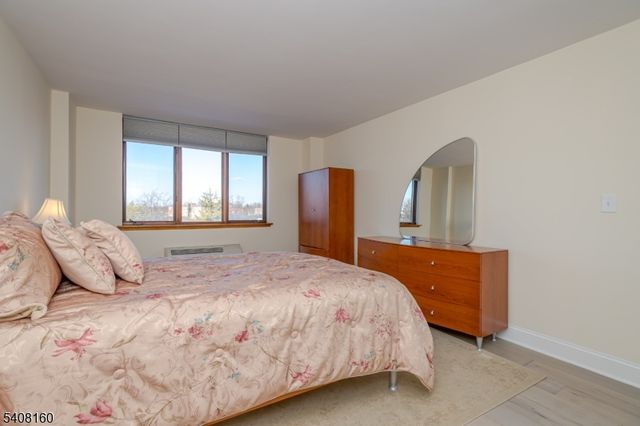 30 S Adelaide Ave 4K, Highland Park Boro, NJ 08904