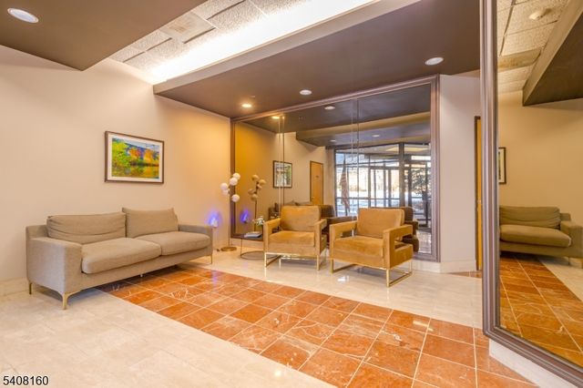 30 S Adelaide Ave 4K, Highland Park Boro, NJ 08904