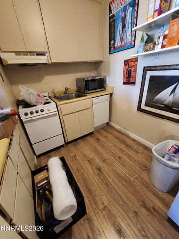 2450 Lymbery Street APT 211, Reno, NV 89509