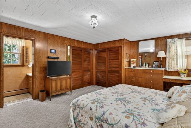 2338 Cranston Street, Cranston, RI 02920