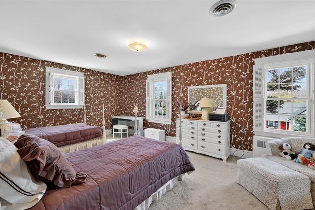 2338 Cranston Street, Cranston, RI 02920