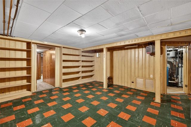 2338 Cranston Street, Cranston, RI 02920