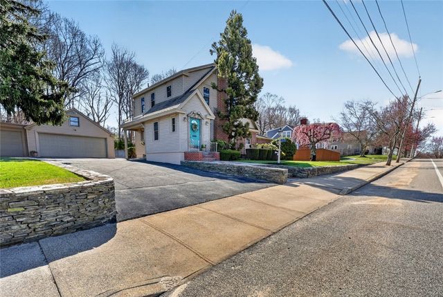 2338 Cranston Street, Cranston, RI 02920