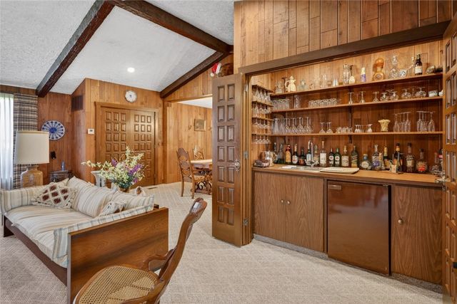 2338 Cranston Street, Cranston, RI 02920