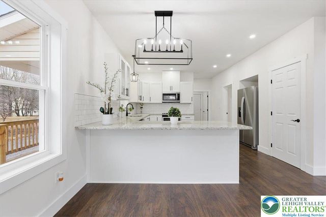 158 Petrarch Trail, Penn Forest Twp, PA 18210