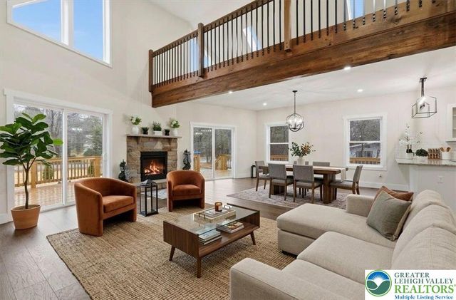 158 Petrarch Trail, Penn Forest Twp, PA 18210