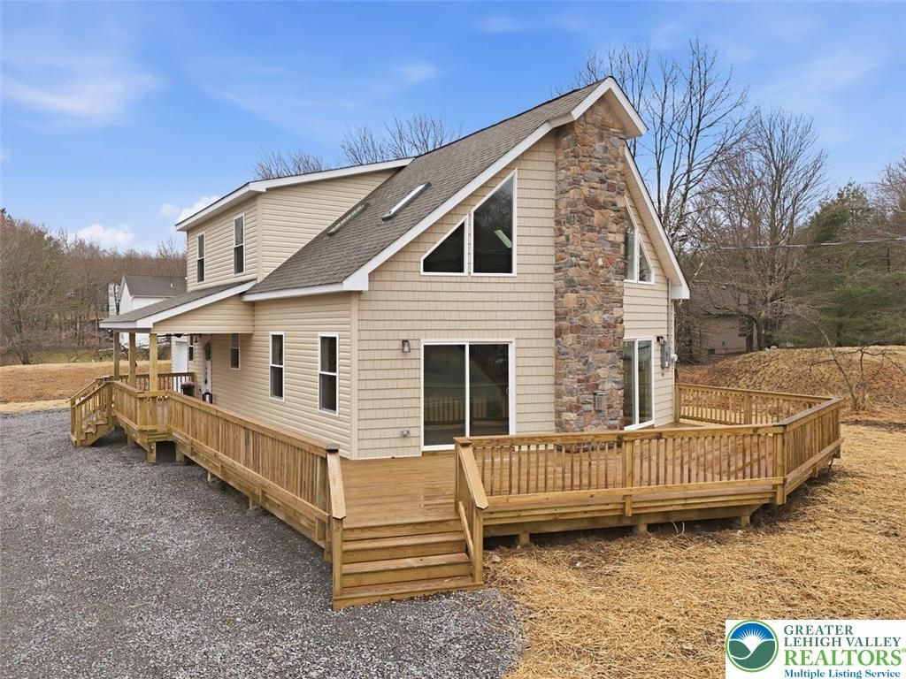 158 Petrarch Trail, Penn Forest Twp, PA 18210