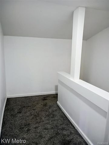 8538 Ellsworth Street, Detroit, MI 48238