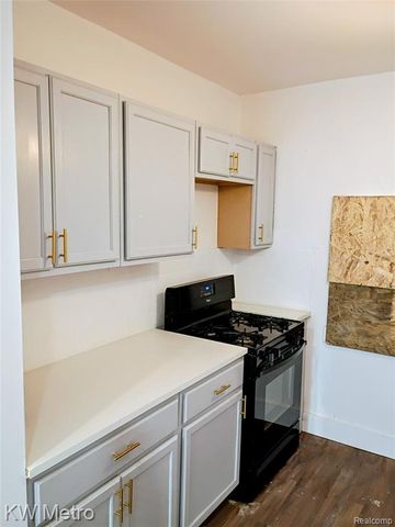 8538 Ellsworth Street, Detroit, MI 48238