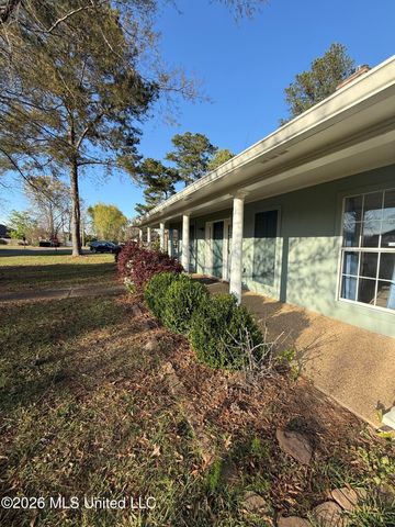 10 Estates Drive, Flowood, MS 39232