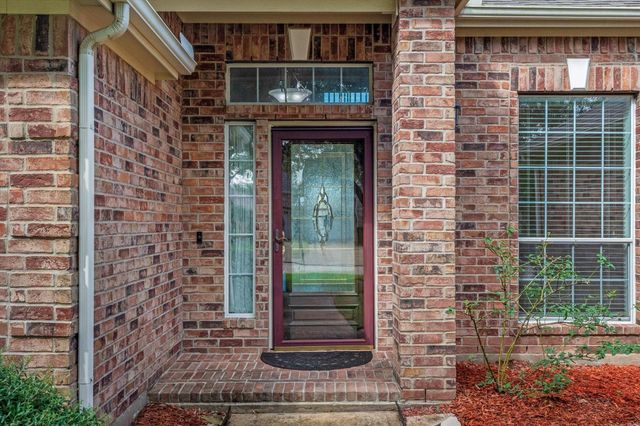 1604 Spring Glen Lane, Pearland, TX 77581