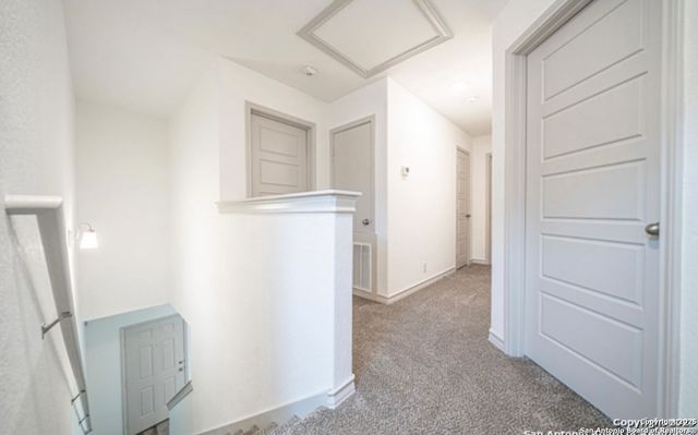 2085 Silver Oaks, San Antonio, TX 78213