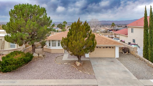 4701 Rio Vista Drive, Las Cruces, NM 88007