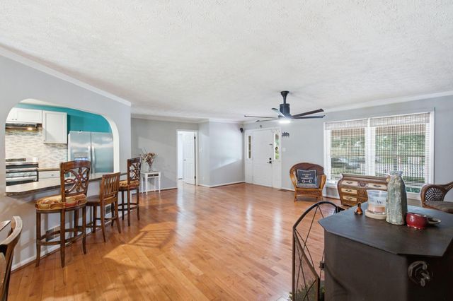 700 Dartmoor Court, Lexington, KY 40505