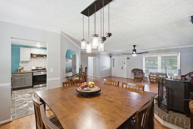 700 Dartmoor Court, Lexington, KY 40505