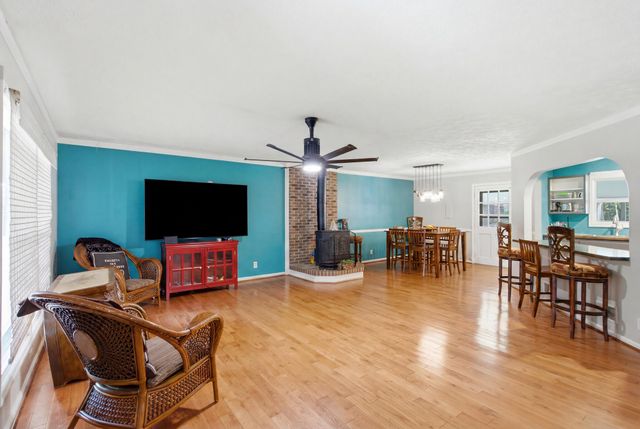 700 Dartmoor Court, Lexington, KY 40505