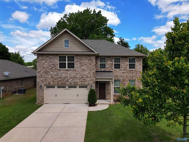 114 Summer Pointe Lane, Madison, AL 35757