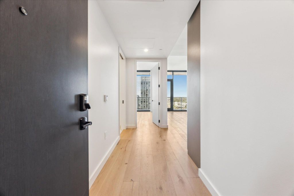 610 Davis ST 3010, Austin, TX 78701