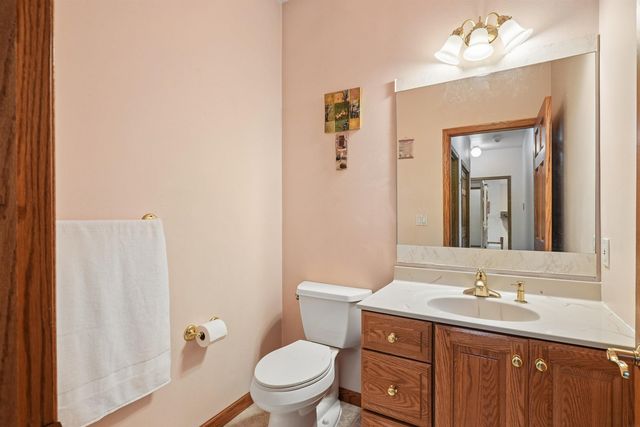 1920 Falcon Ridge, Waterloo, IA 50701