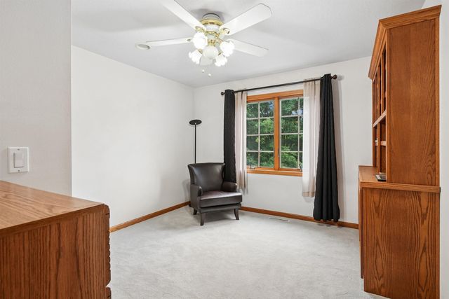 1920 Falcon Ridge, Waterloo, IA 50701