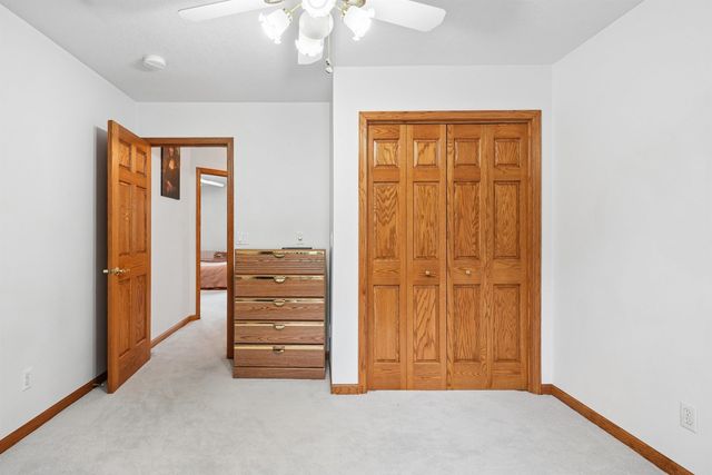 1920 Falcon Ridge, Waterloo, IA 50701